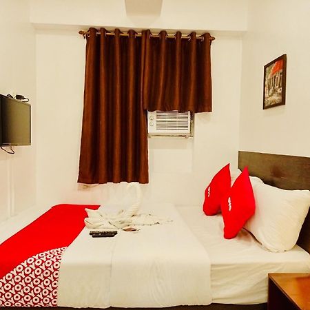 Oyo 888 City Stay Inns Fortview Bgc Pasig City Eksteriør bilde